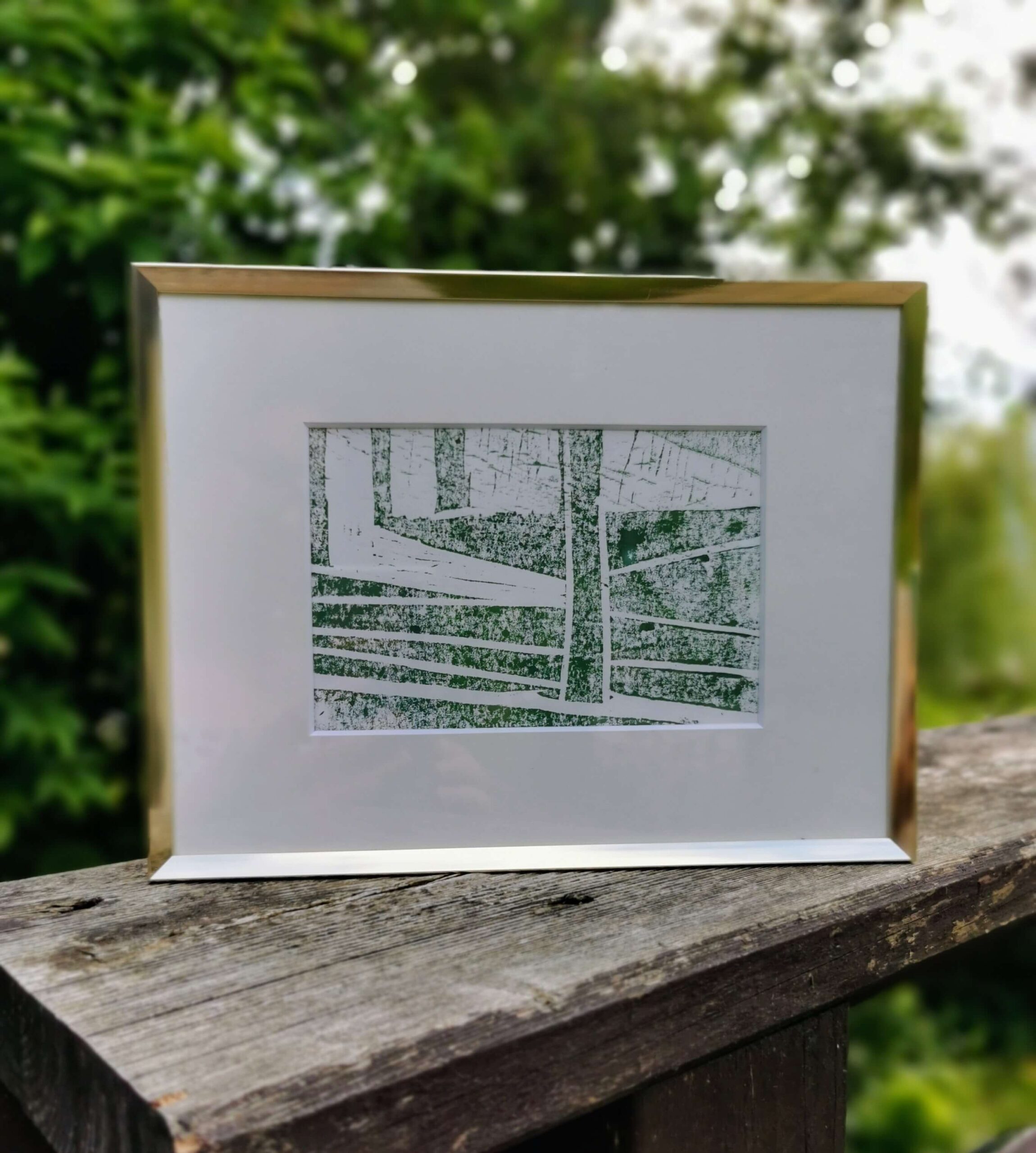 Kleiner gerahmter Original Holzdruck von Graziella Musumeci in der Natur, naturinspirierte Kunst aus Tirol